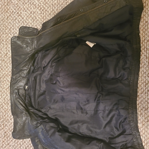 Leather jacket - Picture 5 of 6